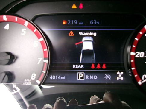 Used 2024 Nissan Frontier PRO-4X w/ Off-Road Protection Package image 17