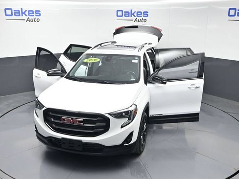 Used 2020 GMC Terrain SLT w/ Preferred Package AWD/4WD image 59