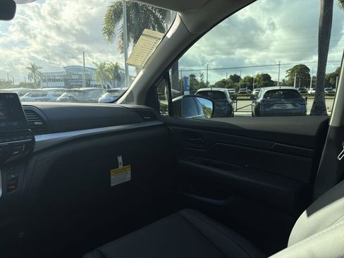 New 2026 Honda Odyssey EX-L image 11