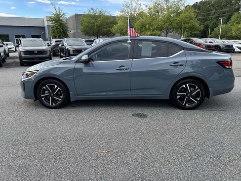 Used 2025 Nissan Sentra SV w/ All-Weather Package FWD image 2