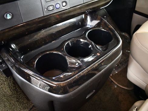 Used 2013 GMC Savana 1500 AWD image 64