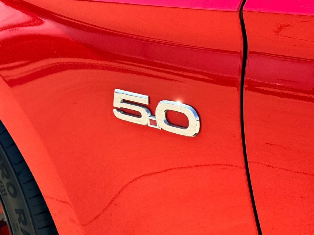Used 2017 Ford Mustang GT RWD image 10
