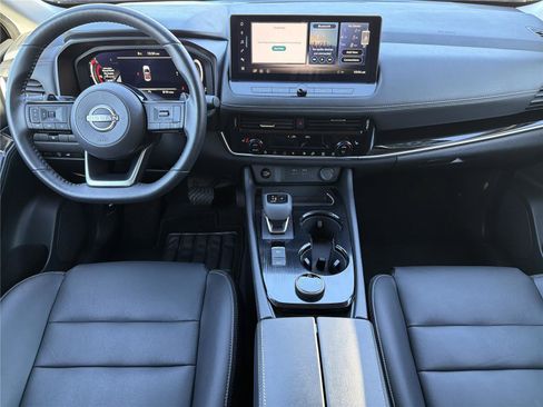 Used 2024 Nissan Rogue SL w/ SL Premium Package AWD/4WD image 2