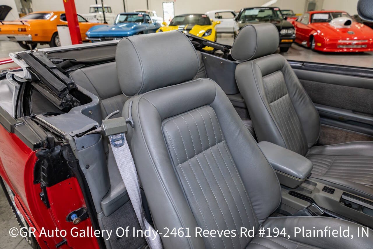 Used 1989 Ford Mustang GT RWD image 40
