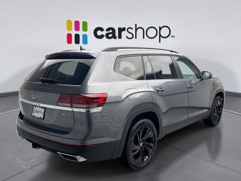 Used 2022 Volkswagen Atlas SE w/ Panoramic Sunroof Package image 5