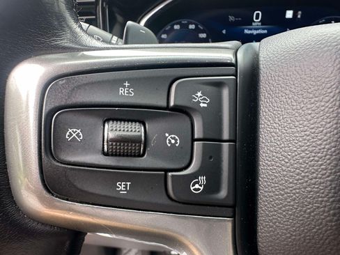 Used 2023 Chevrolet Silverado 1500 LTZ AWD/4WD image 16