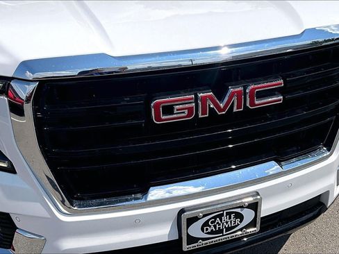 Used 2023 GMC Yukon SLE AWD/4WD image 29