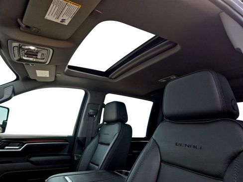 New 2026 GMC Sierra 3500 Denali w/ Technology Package AWD/4WD image 28