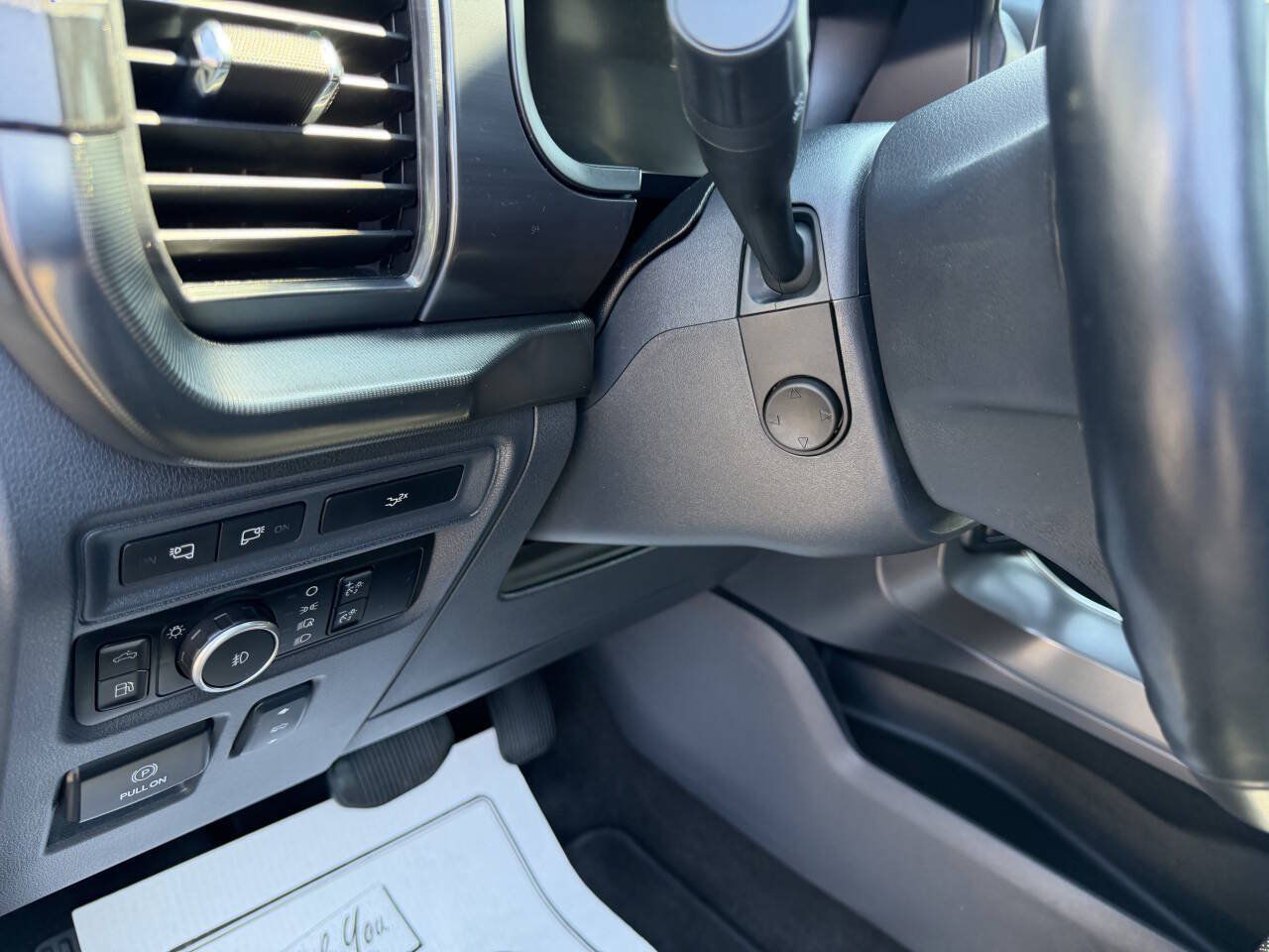 Used 2024 Ford F150 Lariat AWD/4WD image 18