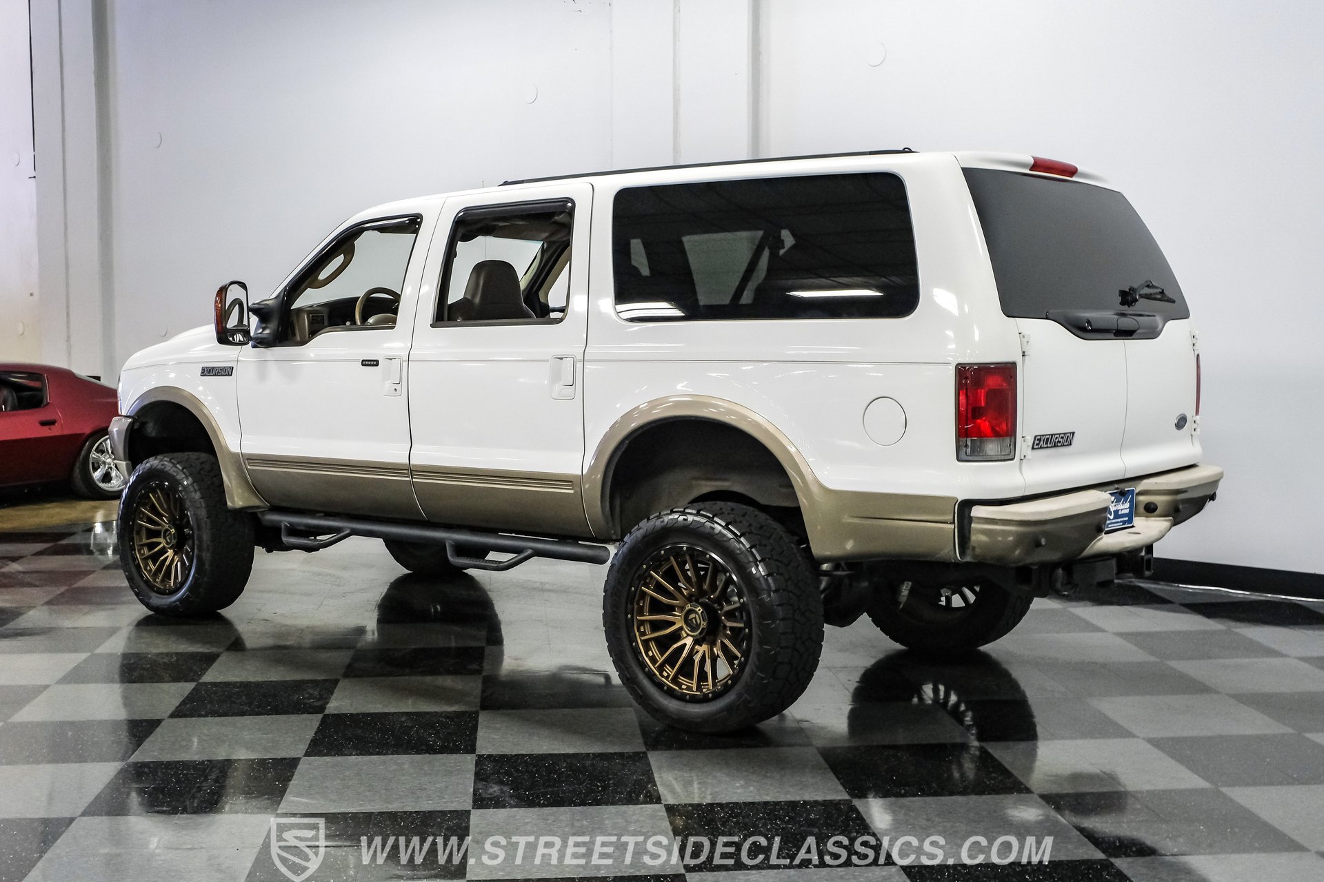 Used 2004 Ford Excursion Eddie Bauer AWD/4WD image 8