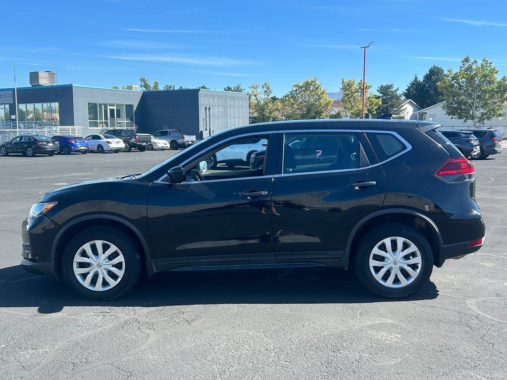 Used 2018 Nissan Rogue S FWD image 6