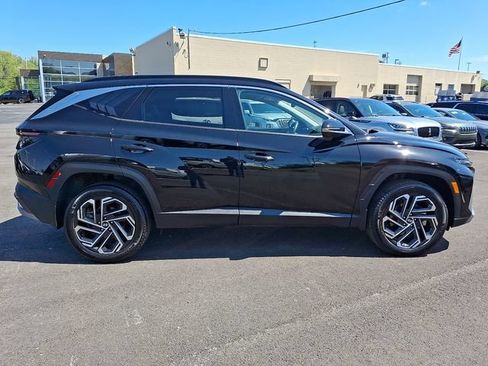 Used 2025 Hyundai Tucson Limited AWD/4WD image 7
