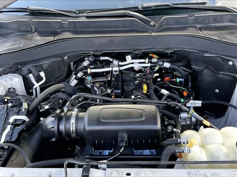 Used 2022 Ford Explorer XLT RWD image 54