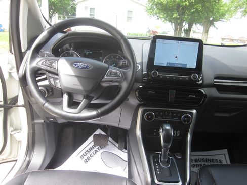 Used 2021 Ford EcoSport Titanium FWD image 12