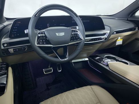 New 2025 Cadillac Lyriq Sport w/ Nappa Leather Package AWD/4WD image 2