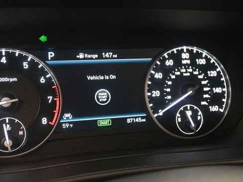 Used 2017 Genesis G90 3.3T Premium image 3