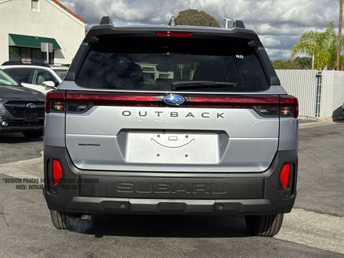 New 2026 Subaru Outback Limited AWD/4WD image 9