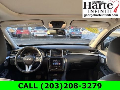 Certified 2022 INFINITI QX50 Essential image 24