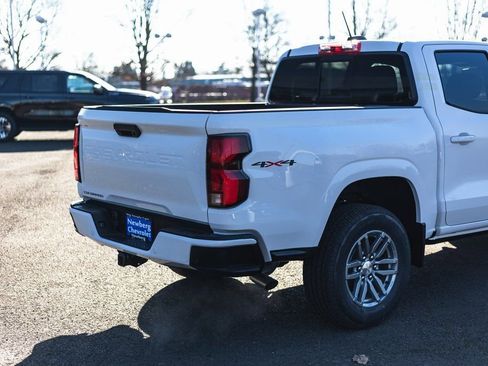 New 2025 Chevrolet Colorado LT w/ LT Convenience Package image 10