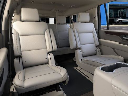 New 2026 GMC Yukon XL Denali w/ Sun & Power Step Package RWD image 17