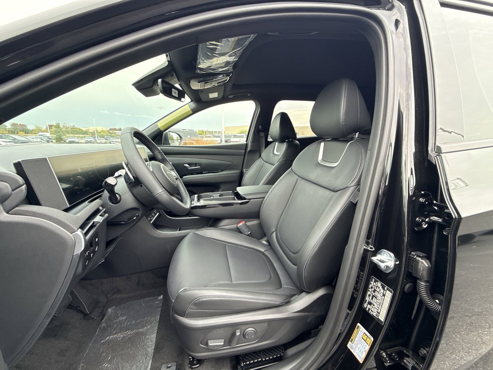 New 2026 Hyundai Tucson Limited AWD/4WD image 13