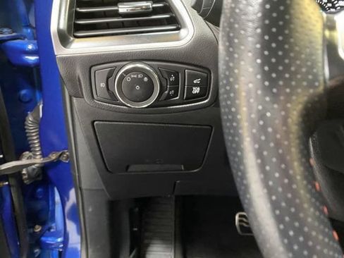 Used 2024 Ford Edge ST-Line image 34