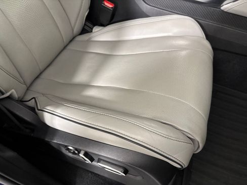 Used 2022 Acura MDX SH-AWD w/ Advance Package image 30
