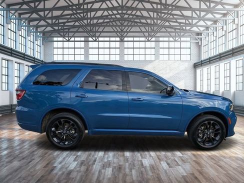 Used 2023 Dodge Durango GT w/ Blacktop Package AWD/4WD image 2
