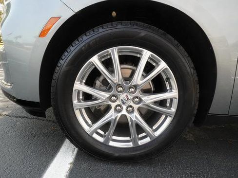 Used 2023 Buick Enclave Essence w/ Experience Buick Package image 37