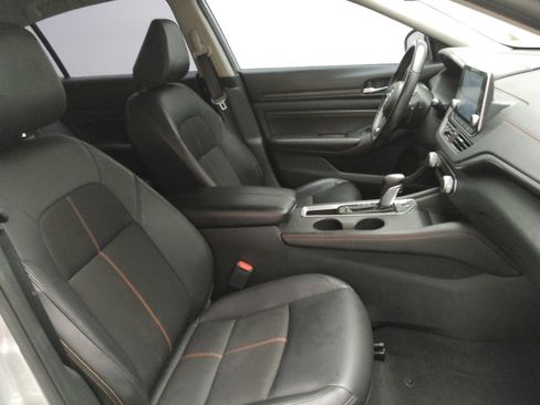 Used 2020 Nissan Altima 2.5 SR FWD image 21