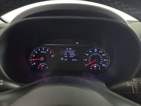 Used 2020 Kia Soul GT-Line w/ GT 2.0L Power Sunroof Package FWD image 15
