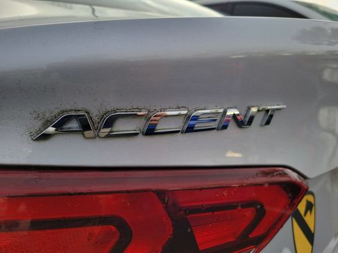 Used 2021 Hyundai Accent SE FWD image 16