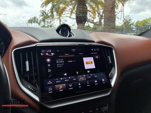 Used 2023 Maserati Ghibli Modena image 19