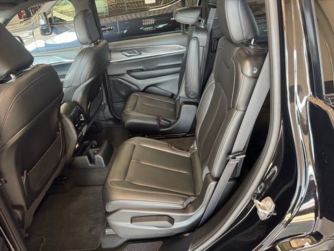 Used 2025 Jeep Grand Cherokee L Limited w/ Trailer Tow Package image 12