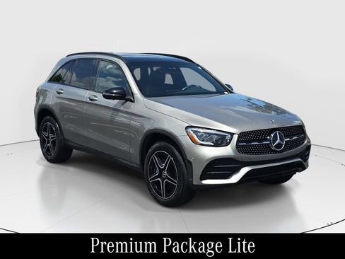 Certified 2022 Mercedes-Benz GLC 300 4MATIC image 3