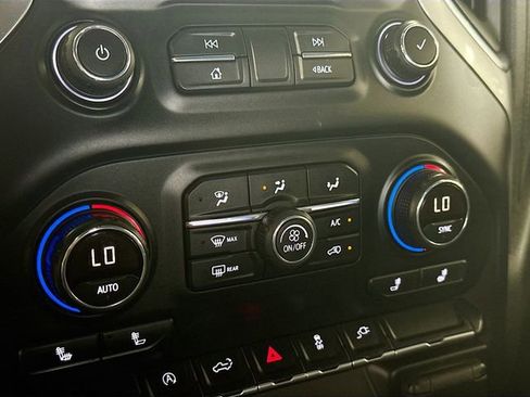 Used 2019 Chevrolet Silverado 1500 LT w/ All-Star Edition AWD/4WD image 17