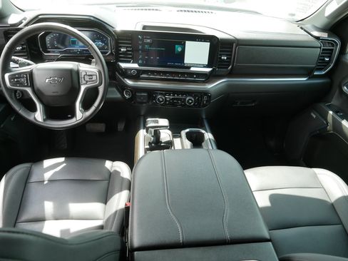 Used 2024 Chevrolet Silverado 1500 RST w/ RST All Star Premium Package AWD/4WD image 10
