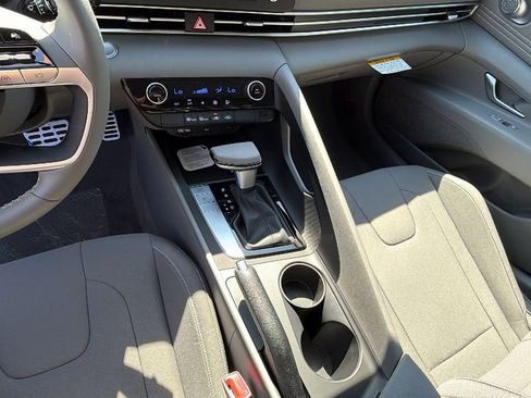 New 2026 Hyundai Elantra Sport FWD image 27
