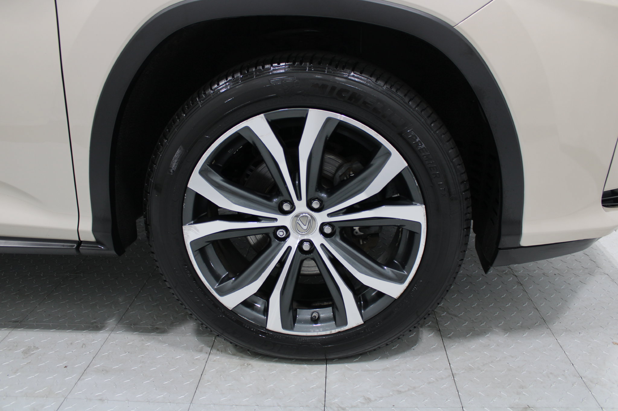 Used 2017 Lexus RX 350 AWD w/ Premium Package image 5