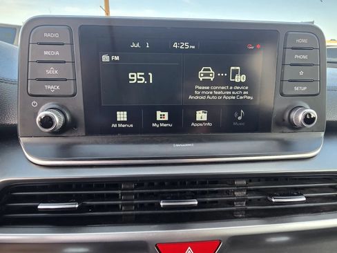 Used 2021 Kia Telluride LX FWD image 21