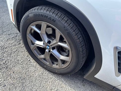 Used 2021 BMW X4 xDrive30i w/ Executive Package AWD/4WD image 8