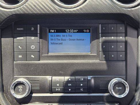 Used 2019 Ford Mustang Coupe RWD image 15
