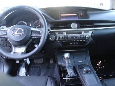 Used 2018 Lexus ES 350 image 59