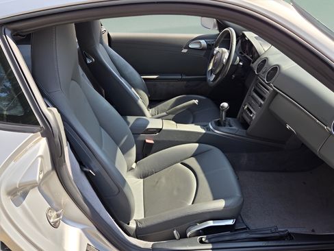 Used 2006 Porsche Cayman S RWD image 13