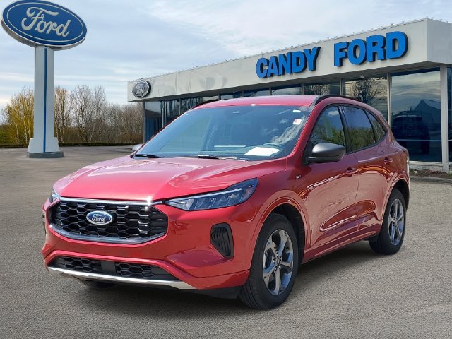 Used 2023 Ford Escape ST-Line w/ Tech Pack #1 AWD/4WD image 2