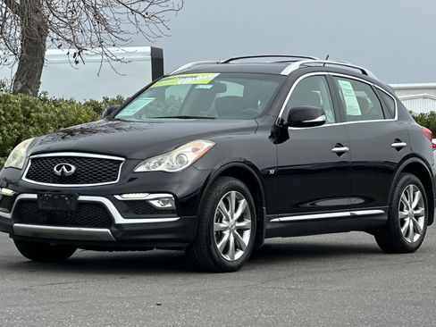 Used 2017 INFINITI QX50 w/ Premium Plus Package image 8