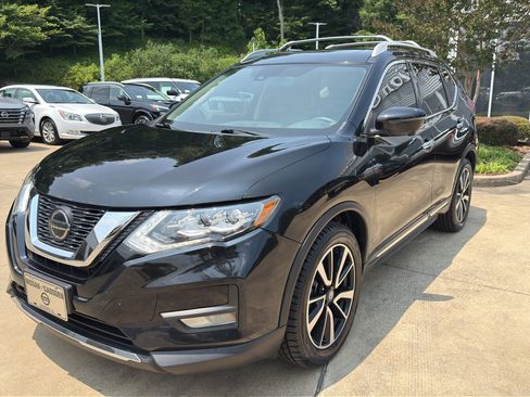 Used 2020 Nissan Rogue SL w/ Premium Package FWD image 7