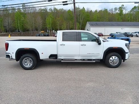 New 2026 GMC Sierra 3500 Denali w/ Denali Reserve Package AWD/4WD image 27