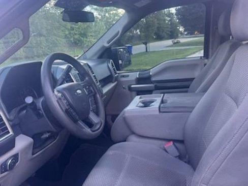 Used 2015 Ford F150 XLT w/ Trailer Tow Package RWD image 7