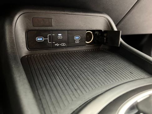 Used 2024 Hyundai Kona SEL FWD image 53